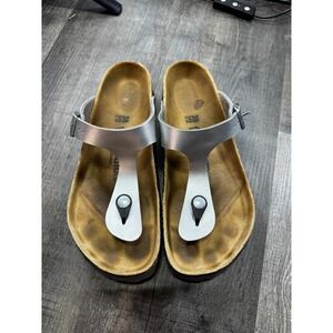 Birkenstock Gizeh Silver Metallic Thong Sandals Womens 38 L7 M5‎ Comfort Shoes